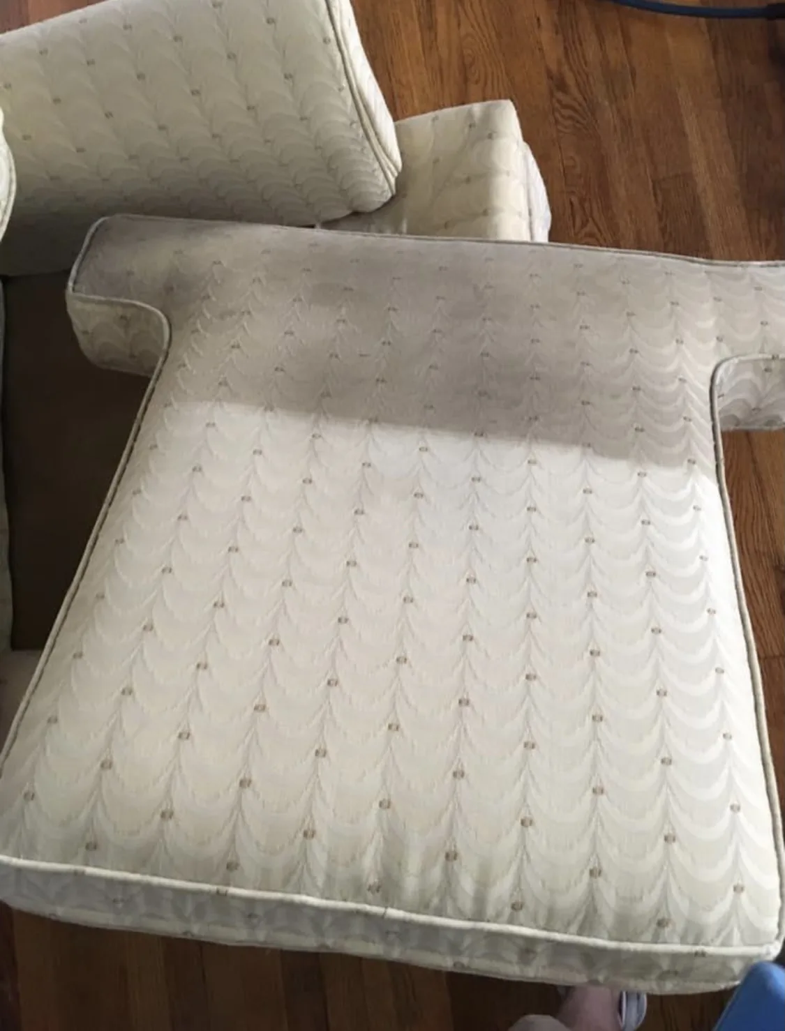 Upholstery cleaning